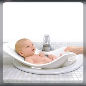 White Ergonomic Bath Accessory with Contoured Design